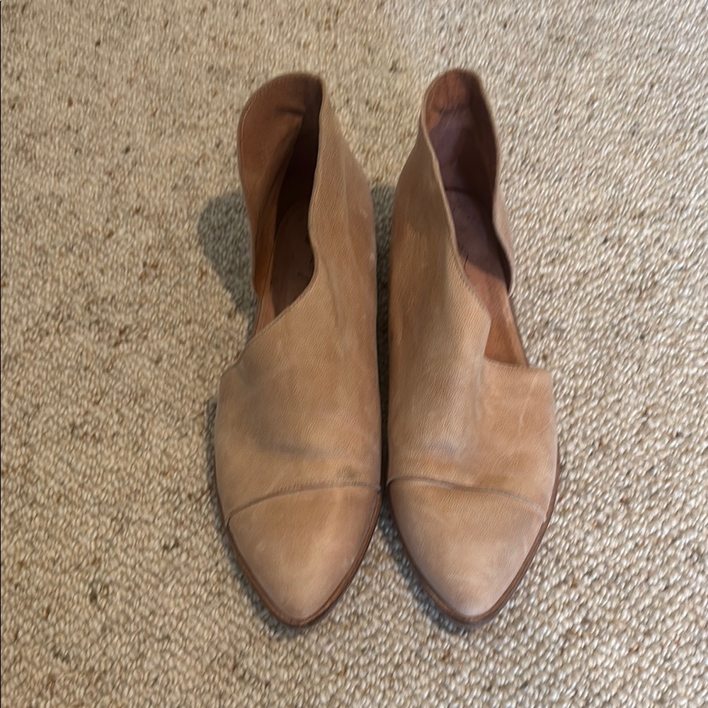 Free People Tan D’orsays